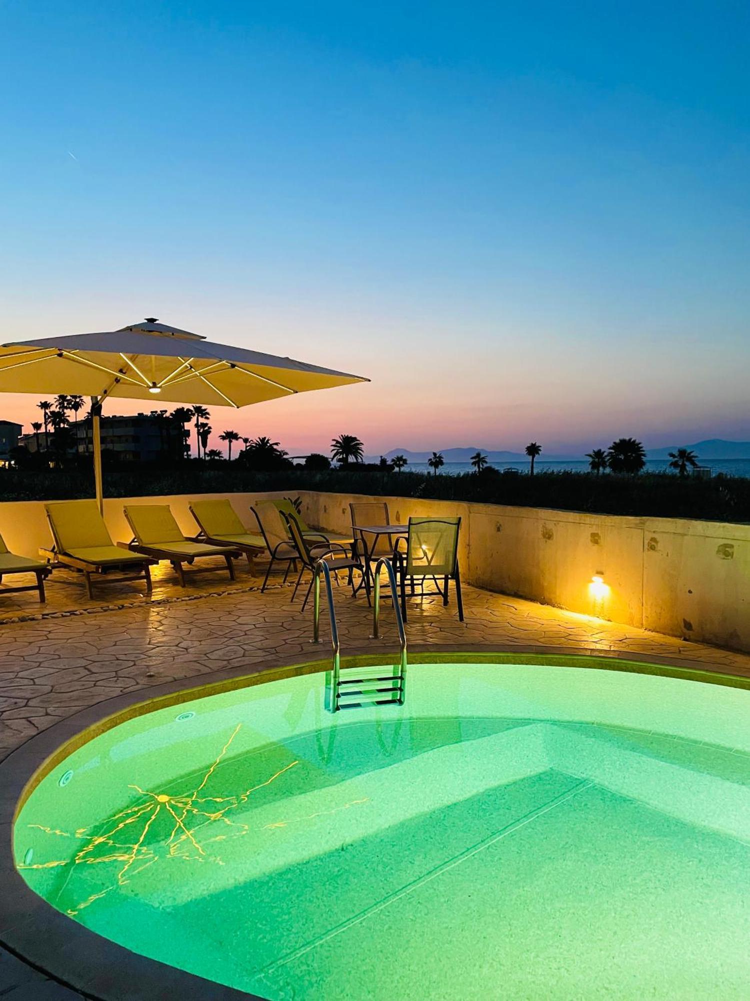 White&Blue Luxury Suites Ιαλυσός Ρόδος Εξωτερικό φωτογραφία